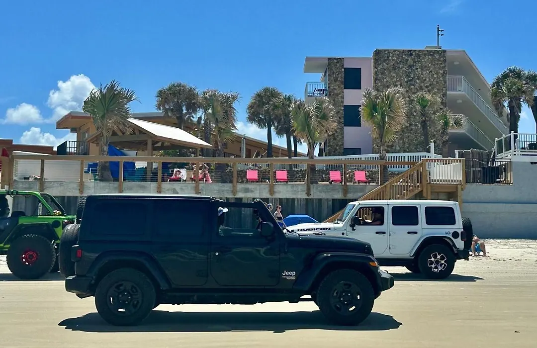 Flamingo Inn Beachfront - Daytona Beach-1