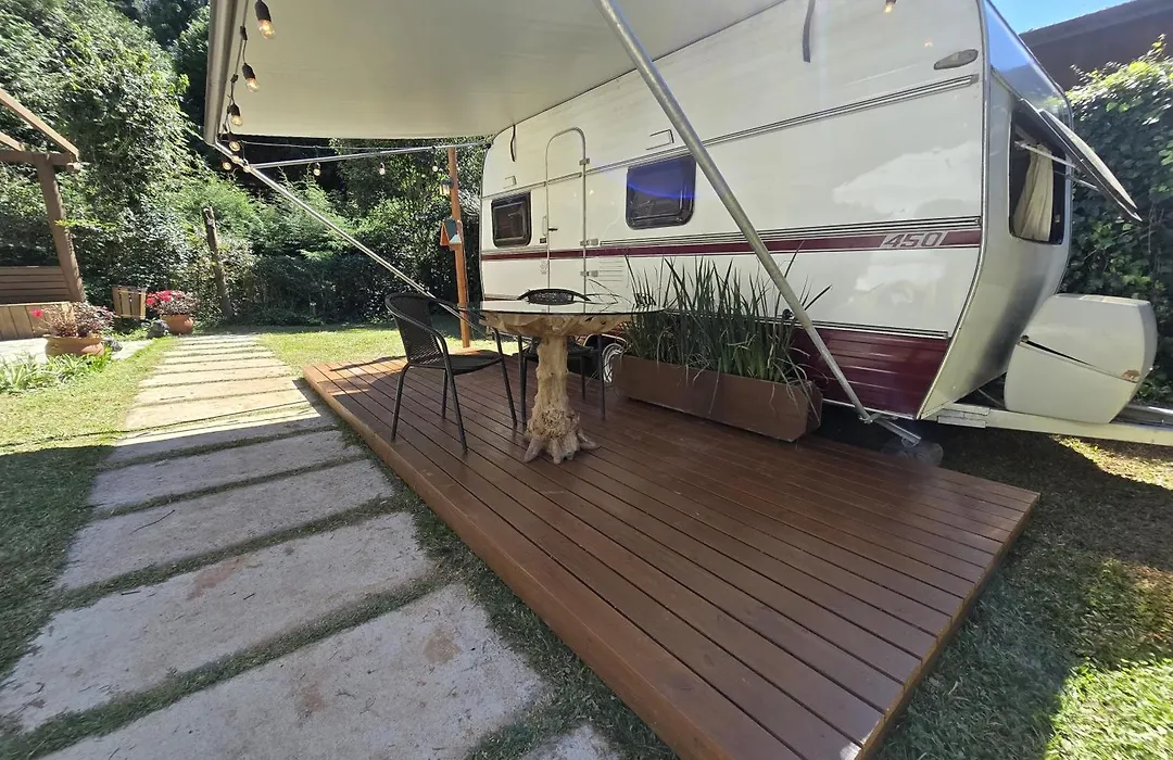 La Brume Trailers-1