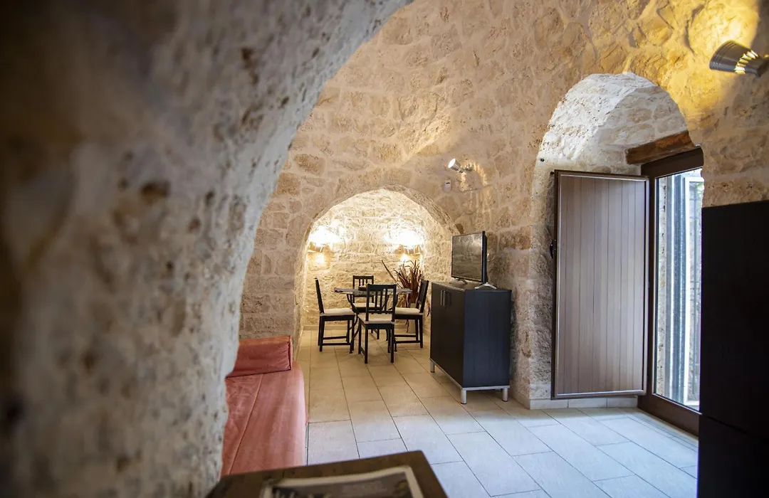 Trullo Bouganville-1