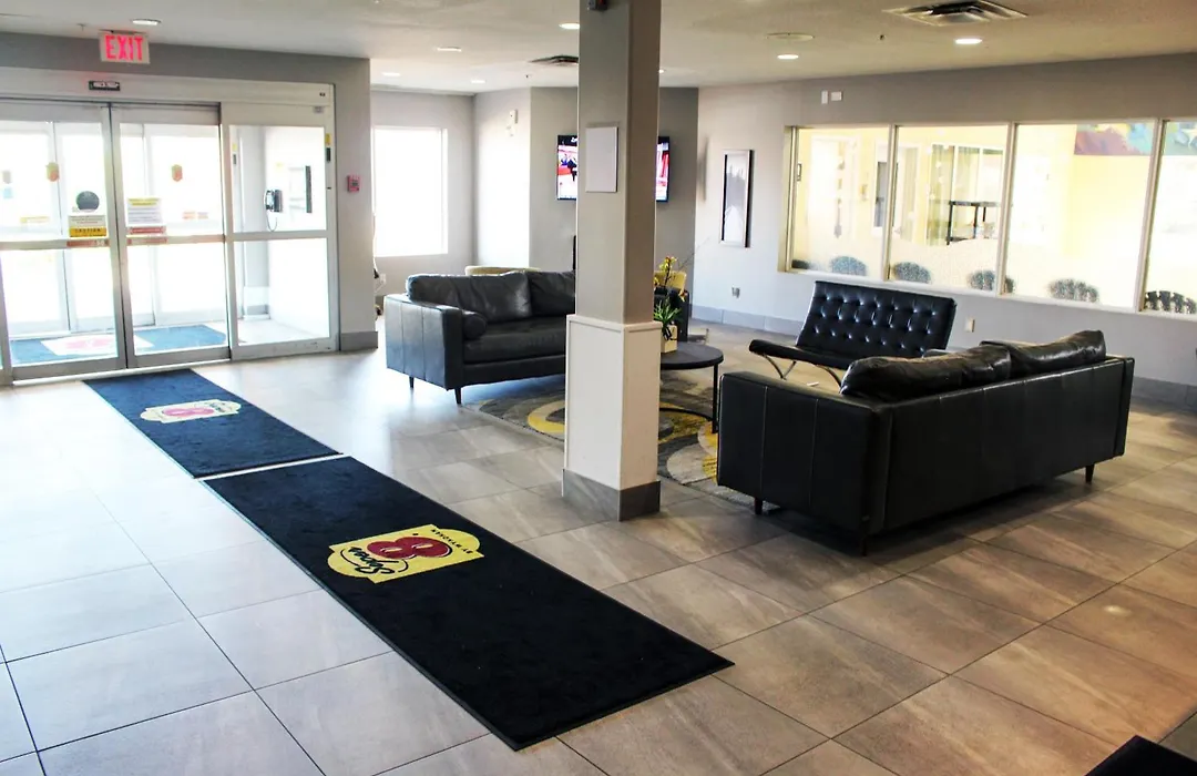 Super 8 By Wyndham Edmonton South-1