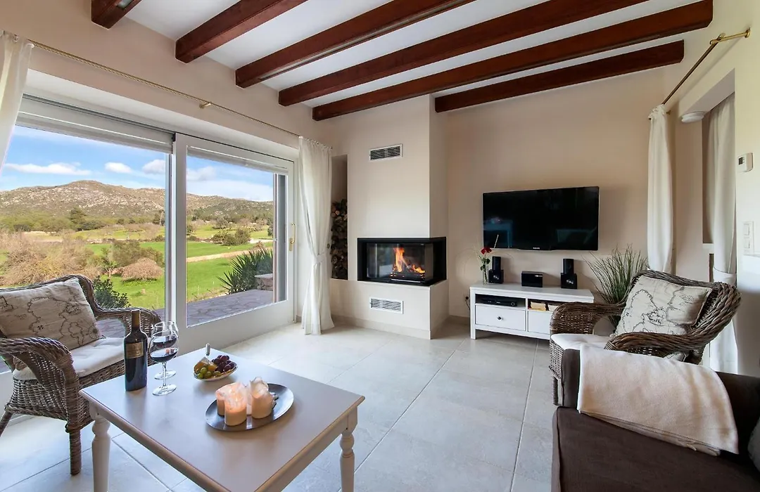 Finca Wellnatura Mit Sauna, Kamine, Badewanne-1