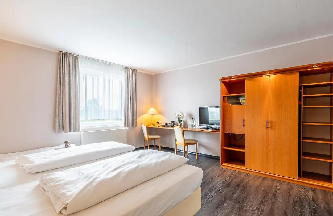 PLAZA INN Zwickau-1