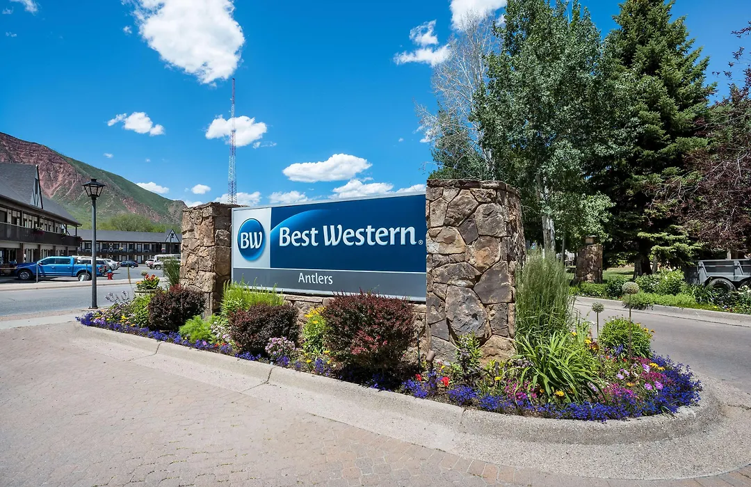 Best Western Antlers-1