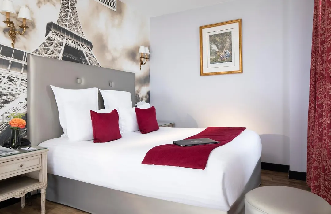 Hotel Plaza Elysees-1