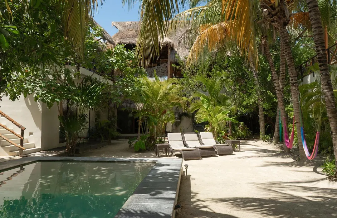 Hotel Boutique La Puerta Azul Beachfront - Adults Only-1