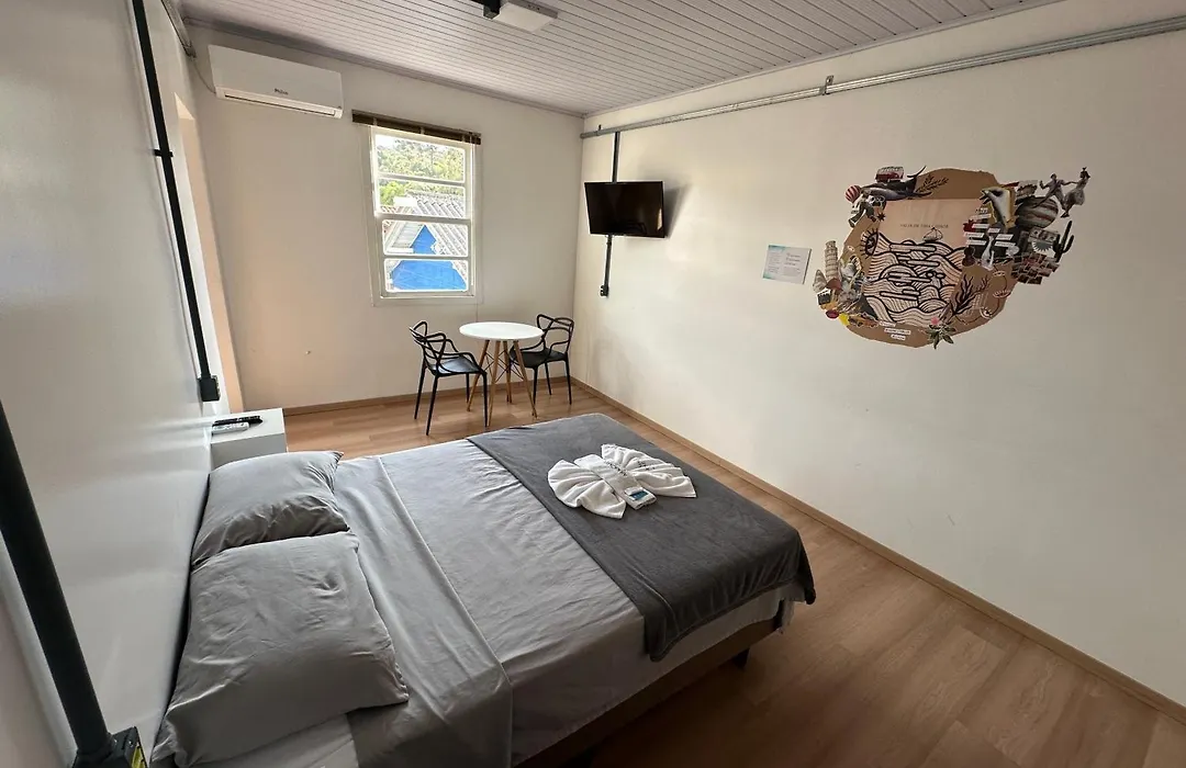 Araucária Hostel e Pousada-1