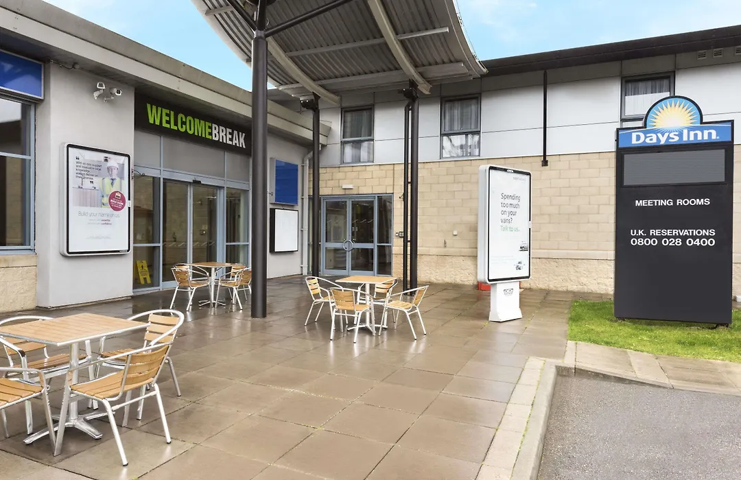 Days Inn By Wyndham Donington-1