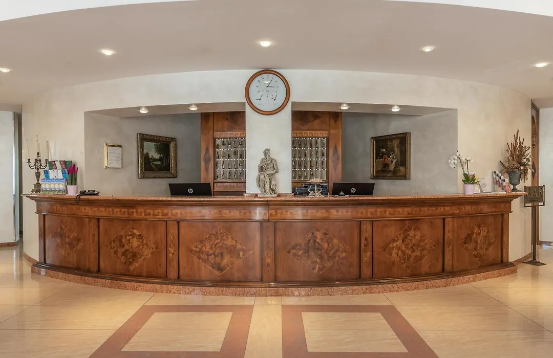 Hotel Michelangelo-1