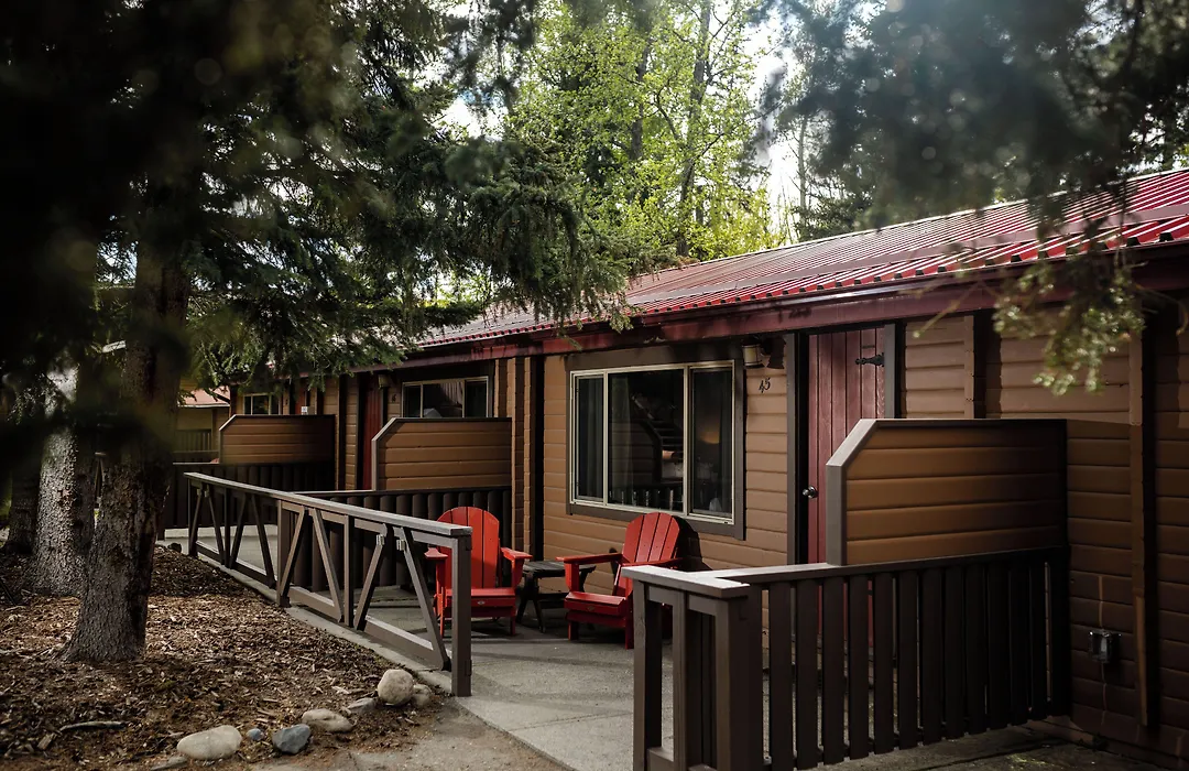 Miette Mountain Cabins-1