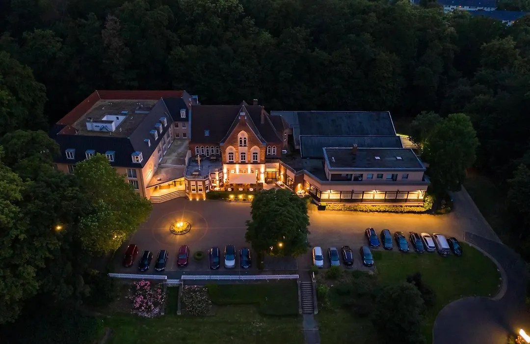 Parkhotel Berghoelzchen-1