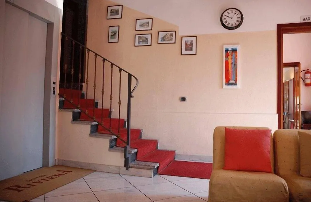 Hotel Riviera-1