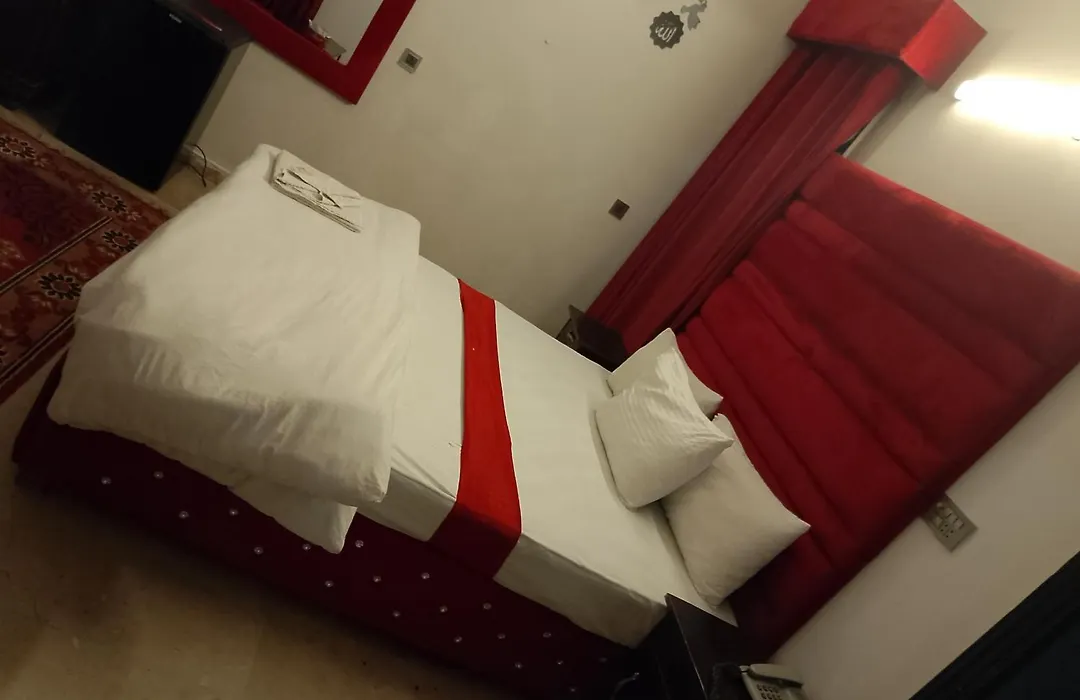Hotel Royal Grand-1