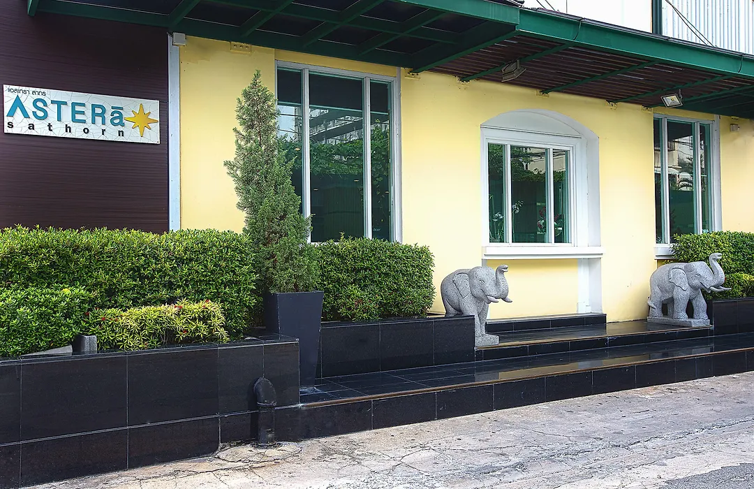 Oakwood Hotel&Residence Bangkok-1