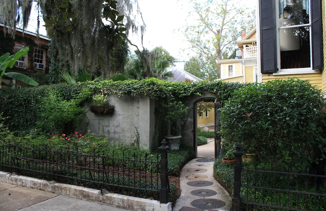 Forsyth Park Inn-1
