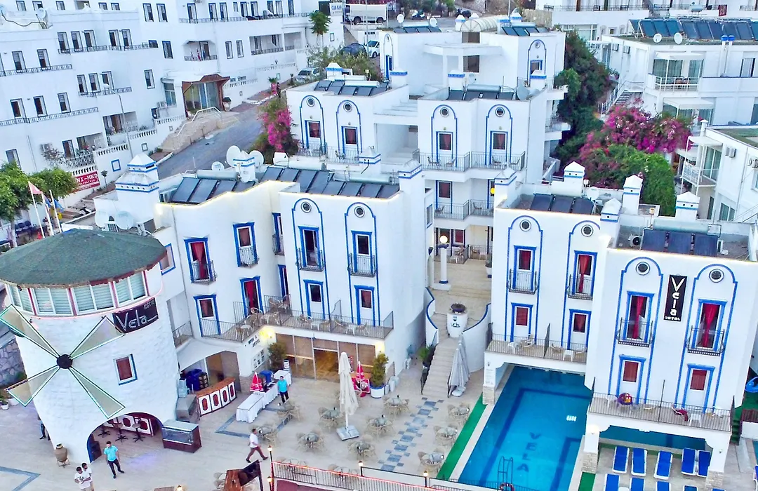 Sky Vela Hotel & Suites-1