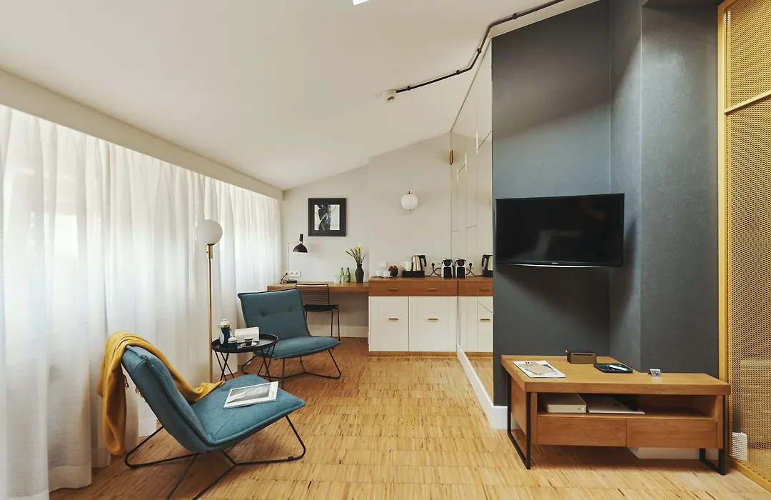 Arthotel Stalowa 52-1