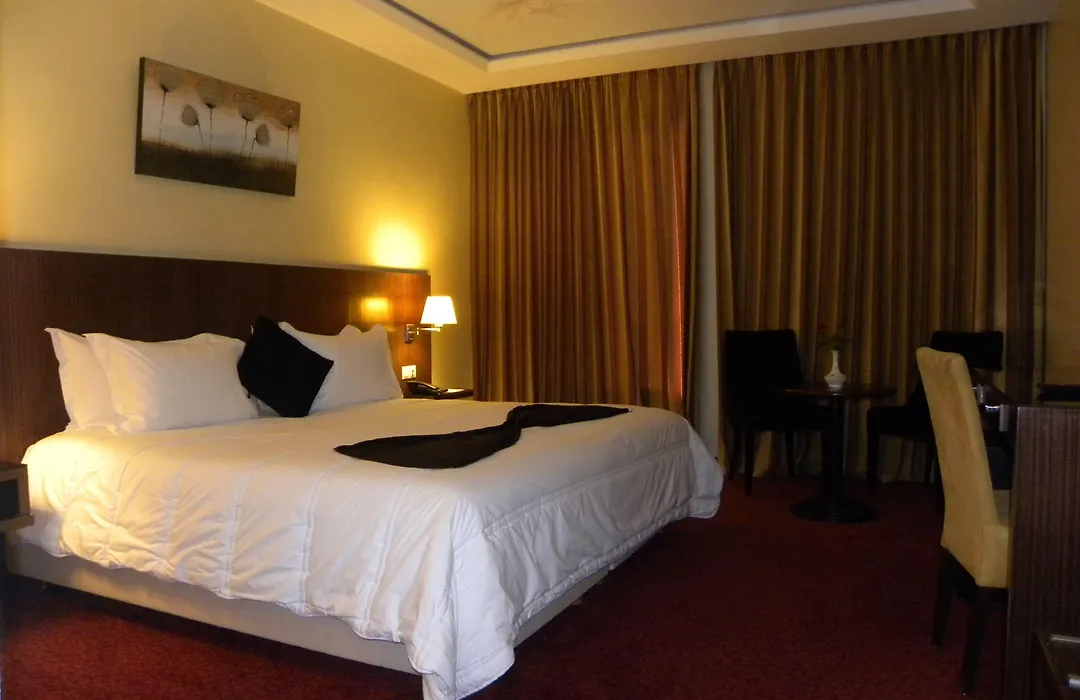 Rive Hotel-1