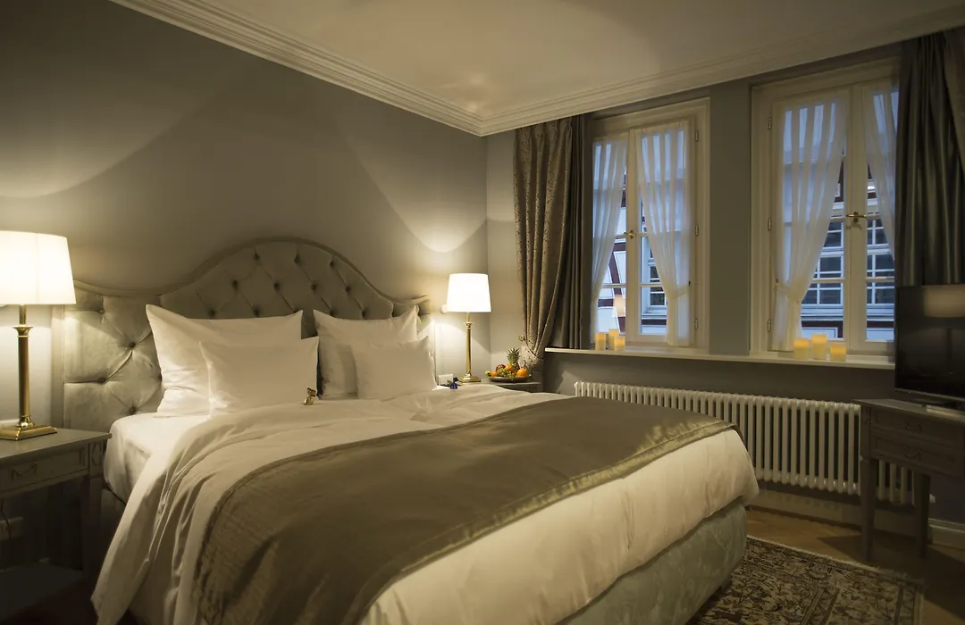 Romantik Hotel Zur Glocke-1