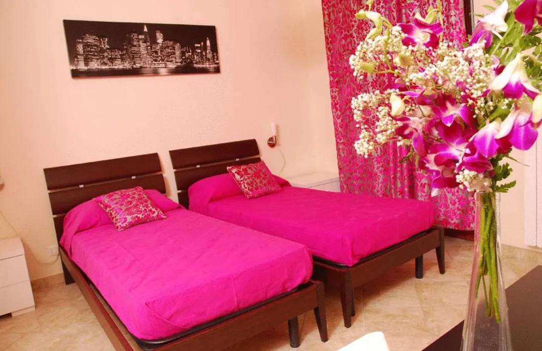 Stefy'S Rooms-1