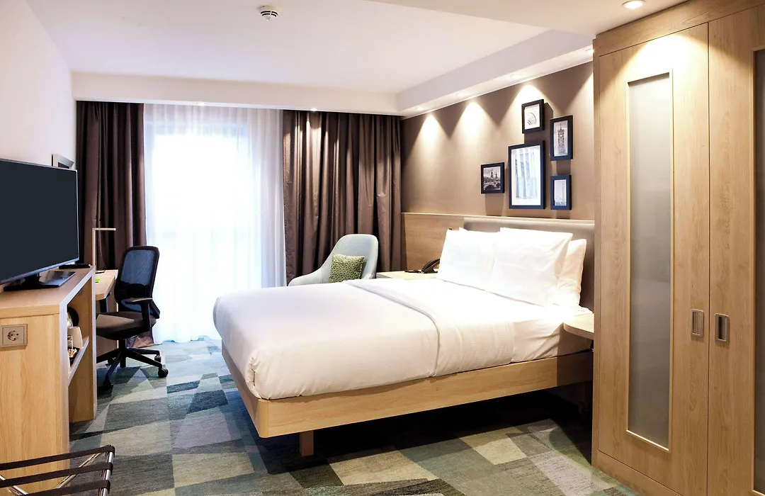 Hampton By Hilton Berlin City East Side Gallery-1