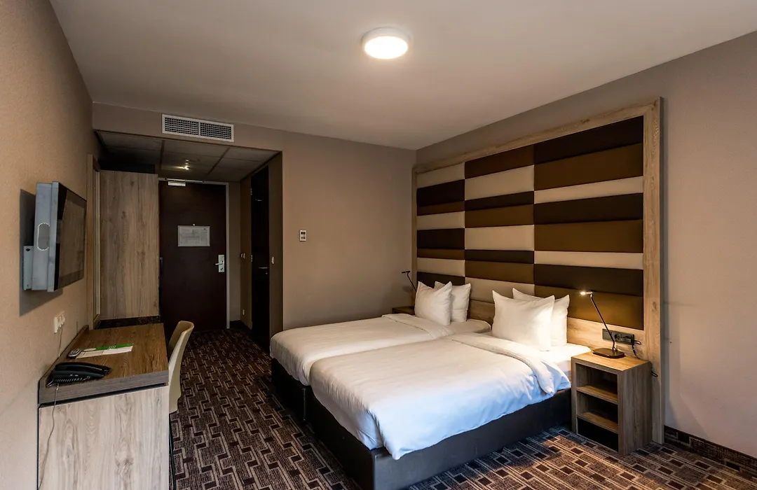 Xo Hotels Blue Square-1
