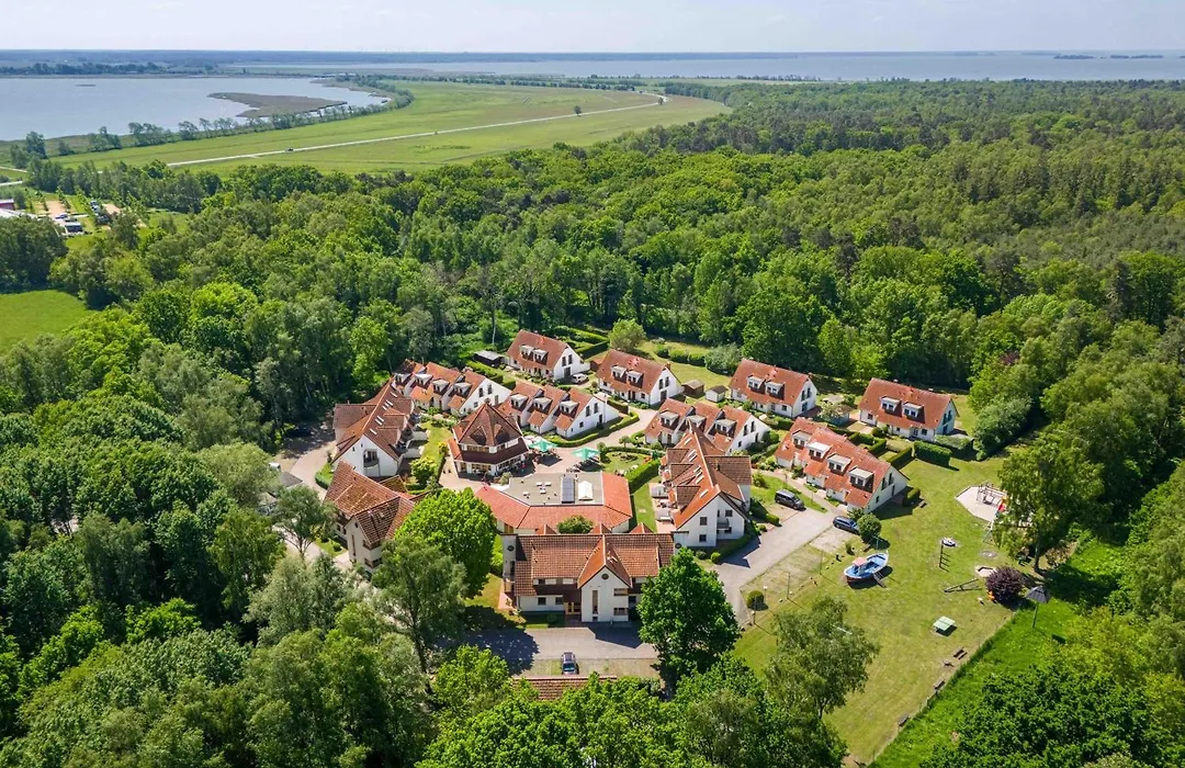Ferienpark Freesenbruch Doppelhaushälfte 11 - Windflüchter-1