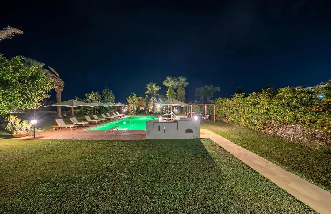 B&B Villa Carlotta Resort-1