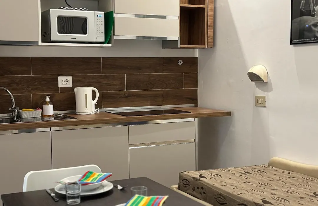 Hotel Iride Suite&Breakfast- ideale per famiglie e coppie-1