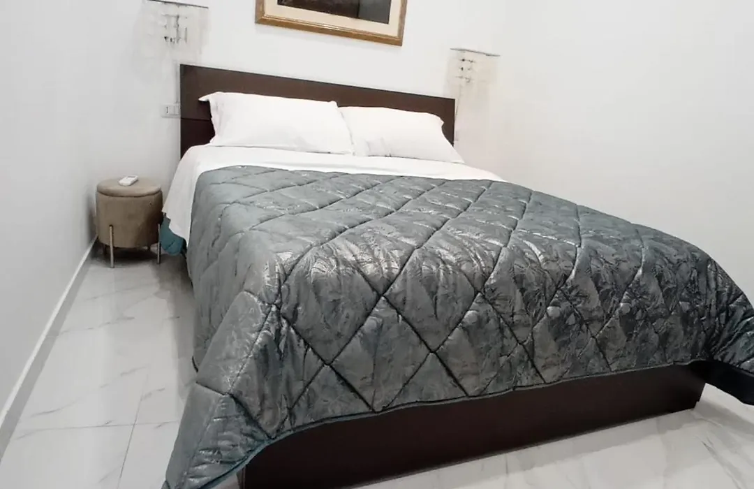 Il Don Giovanni Room-1