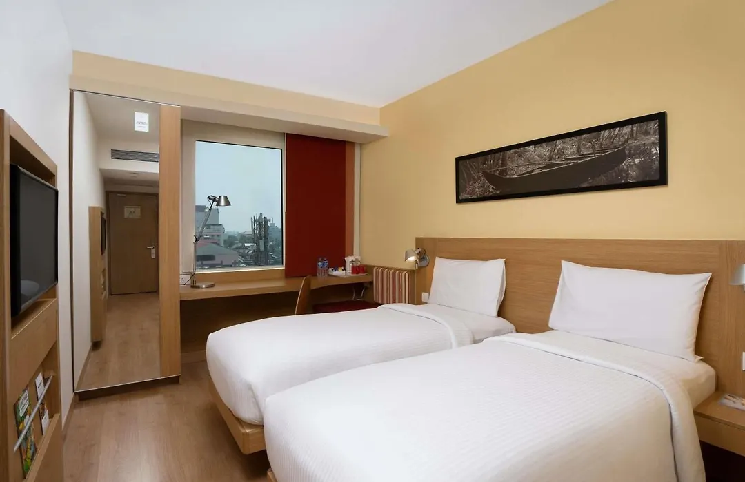 Ibis Kochi City Centre - An Accor Brand-1