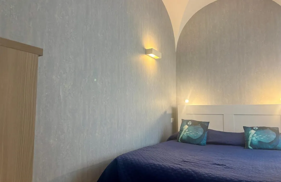 To Be Capri-1