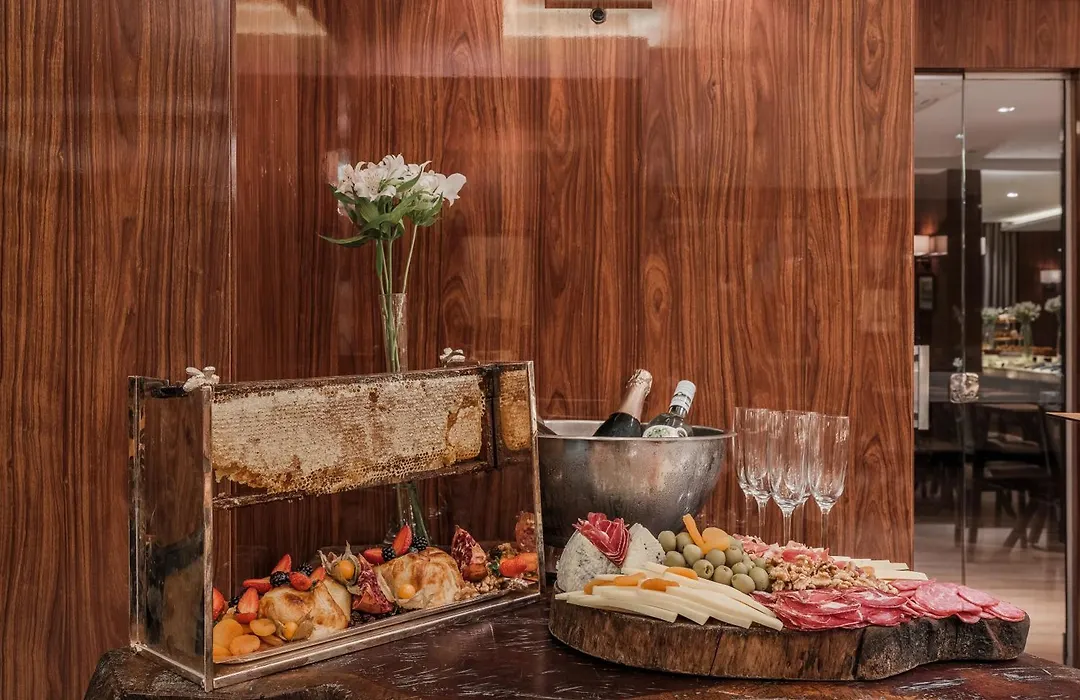 Faial Prime Suites-1