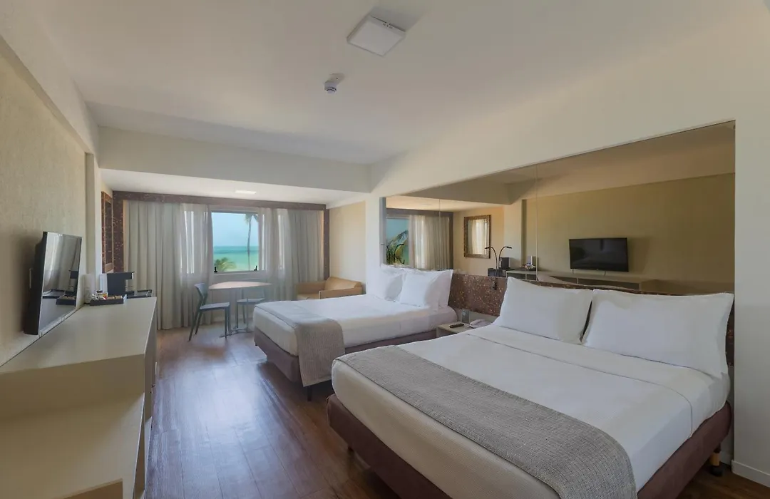 Ritz Lagoa Da Anta Hotel & Spa-1