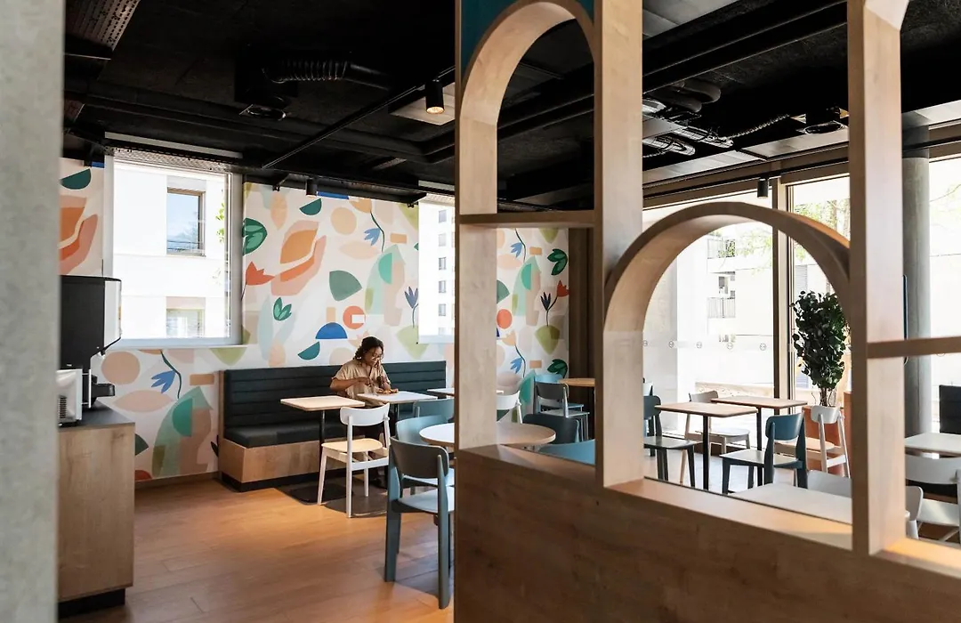 B&B Hotel Nyon-1