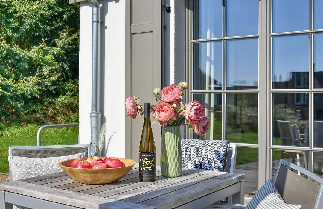 Ferienhaus Svantevit 31 Feriendorf Klein Stresow Rügen by ruyastay-1