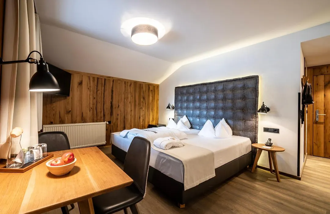 Dolomiten Residenz - Sporthotel Sillian-1