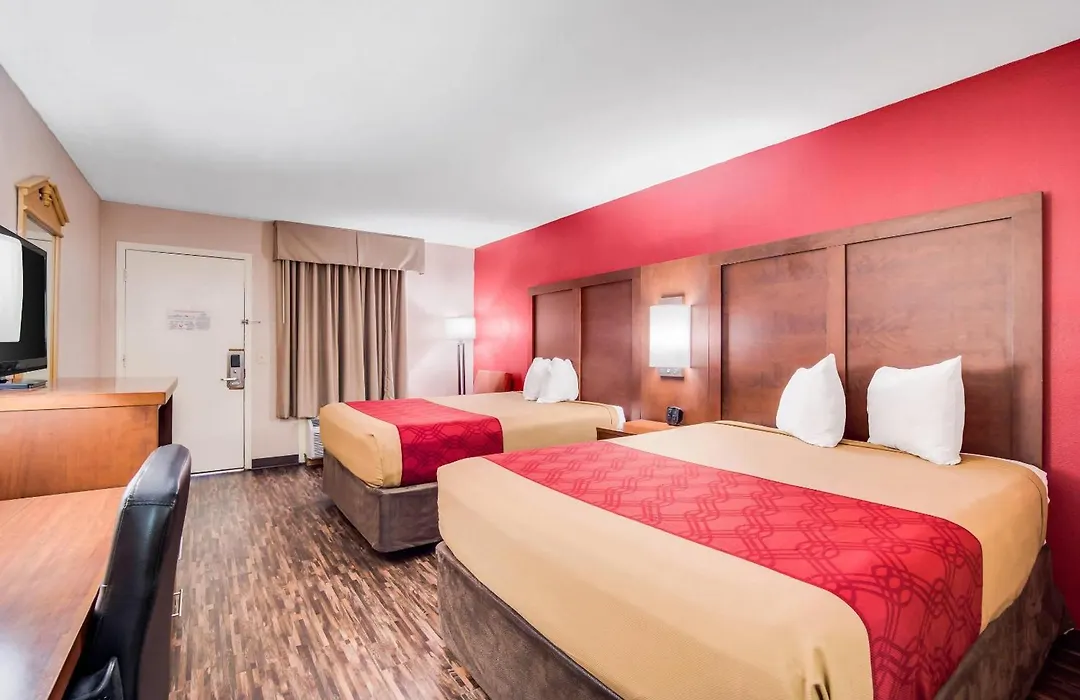 Econo Lodge Walterboro I-95-1