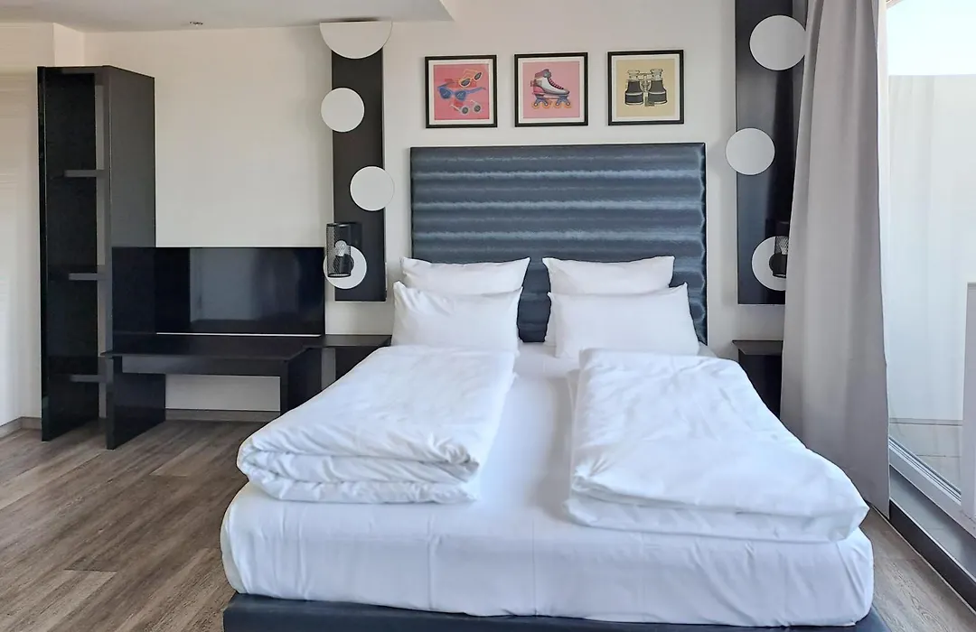 Garner Hotel Bremen City By Ihg-1