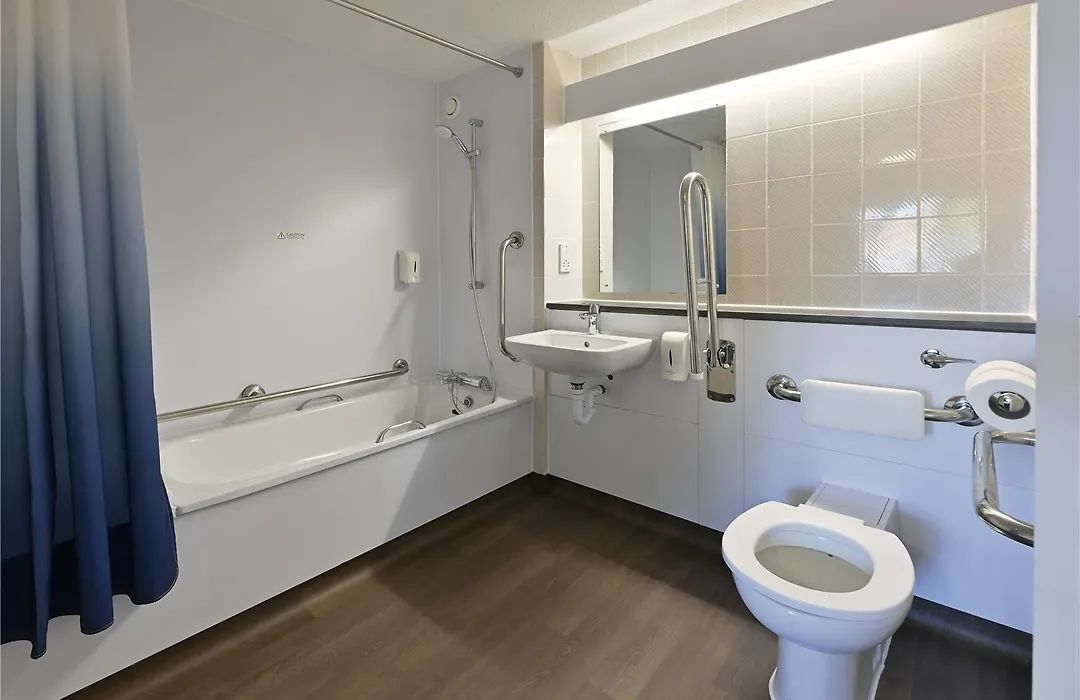 Travelodge Edinburgh Dreghorn-1