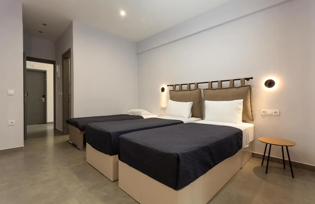 Wilde Rose Hotel-1