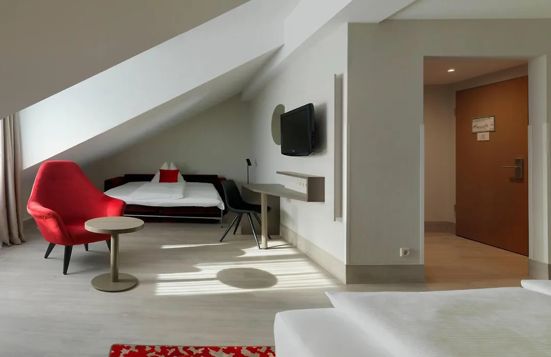 Wyndham Garden Dresden-1