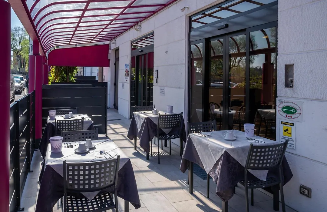 Hotel Piccolo-1