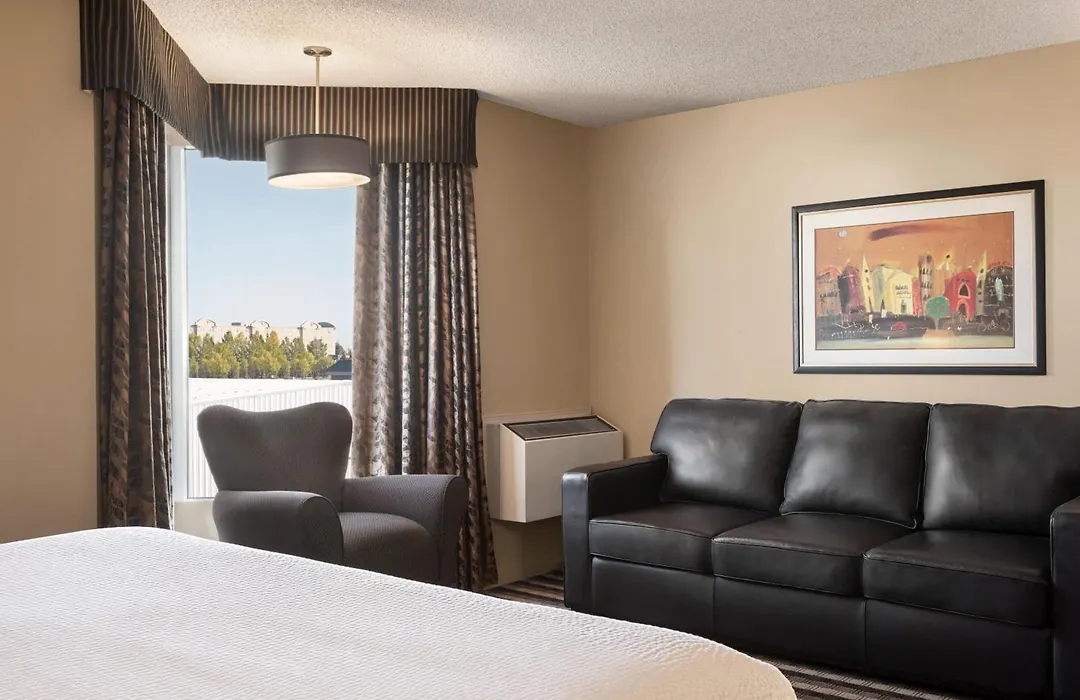 Royal Hotel West Edmonton, Trademark Collection By Wyndham-1