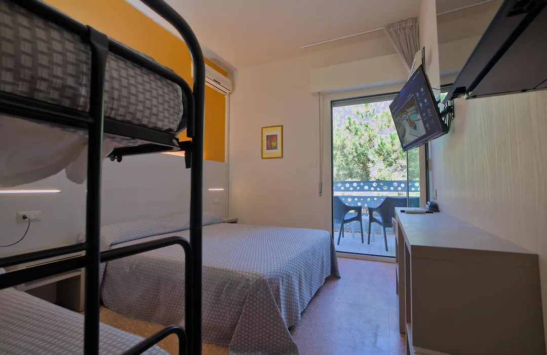 Hotel Roxy-1