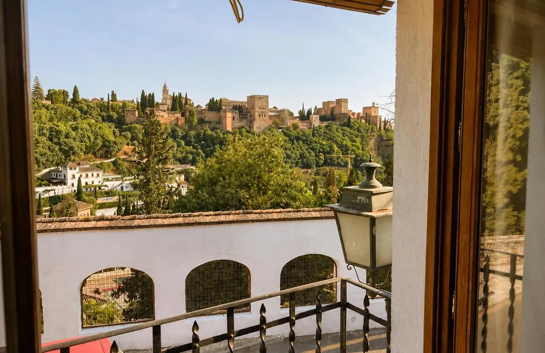 Casa Mirador de la Alhambra Sacromonte-1
