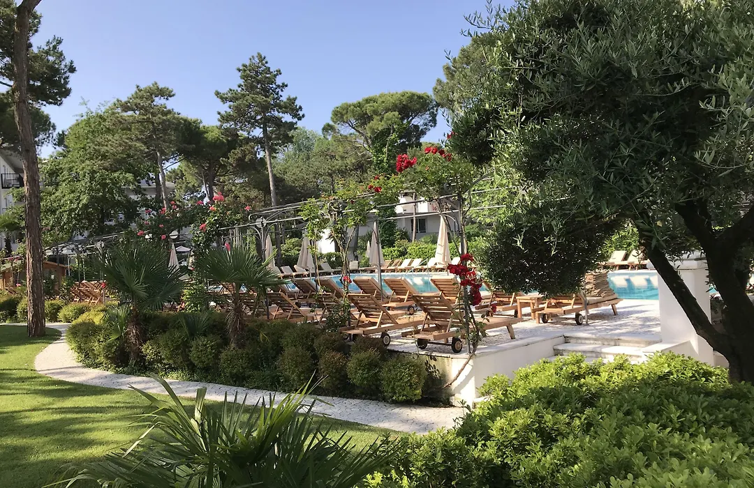 Hotel Greif-1