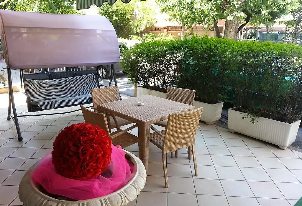 Hotel Condor-1