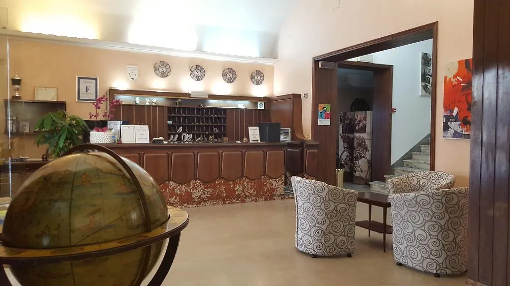 Hotel Flora-1