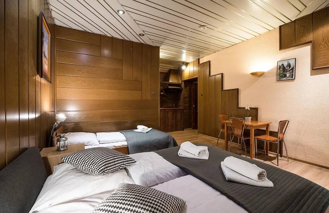 Golden Lion Guest Rooms Szewska 19-1