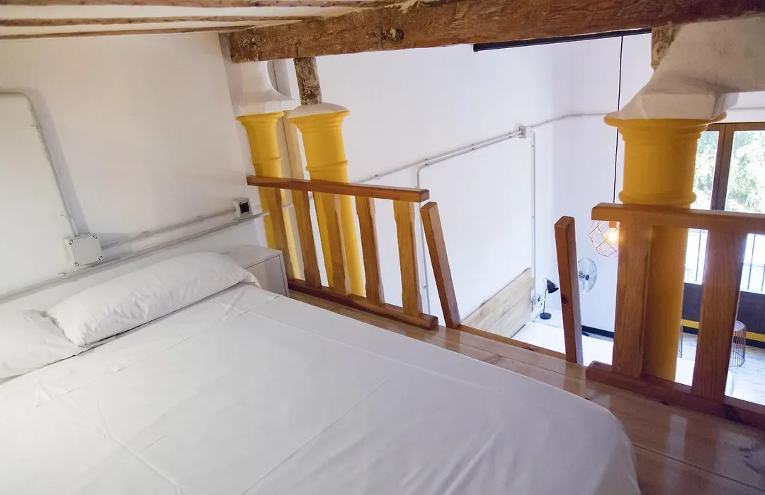 Green River Hostel-1
